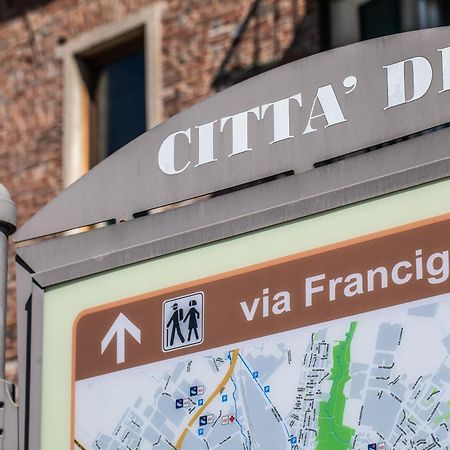 פאביה Angolo Al Ponte Micro Appartamento In Pieno Centro מראה חיצוני תמונה